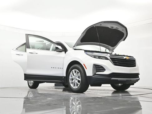 Used 2024 Chevrolet Equinox LT AWD/4WD image 49