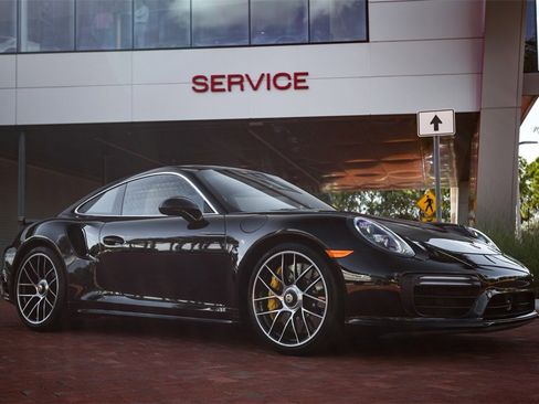 Used 2019 Porsche 911 Turbo S image 19