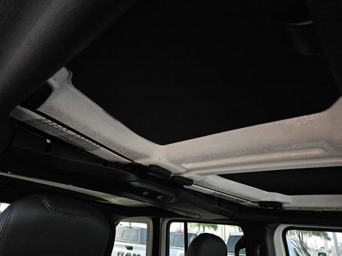 New 2026 Jeep Wrangler Unlimited Rubicon image 9