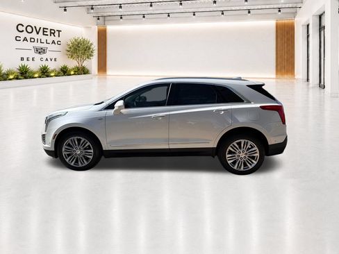 Used 2019 Cadillac XT5 Premium Luxury w/ Driver Assist Package FWD image 9