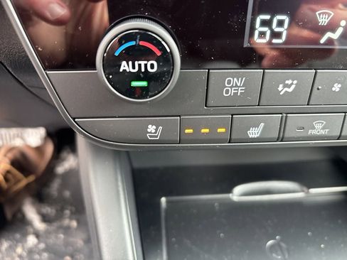 New 2026 Subaru Outback Touring XT image 28