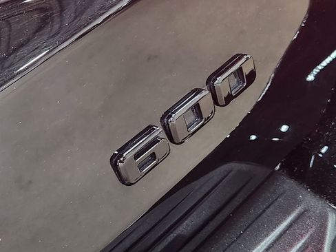 Used 2024 Cadillac Escalade Sport Platinum w/ LPO, ONYX Package image 26