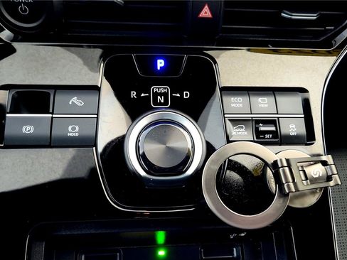 Certified 2023 Toyota bZ4X Limited w/ Weather Package image 29