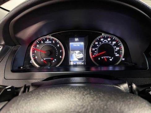 Used 2017 Toyota Camry SE FWD image 27