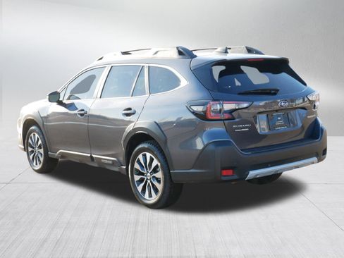 Used 2024 Subaru Outback Limited image 5