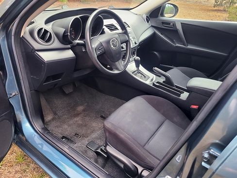 Used 2010 MAZDA MAZDA3 i Sport image 12