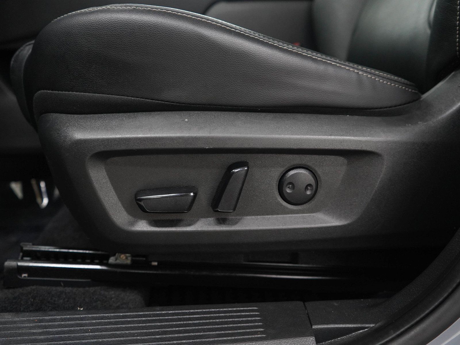 Used 2021 Nissan Rogue SL w/ Premium Package AWD/4WD image 23
