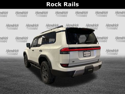 Used 2024 Lexus GX 550 image 8