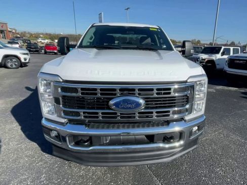 Used 2024 Ford F250 XLT image 4