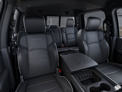 New 2026 RAM 3500 Laramie AWD/4WD image 17