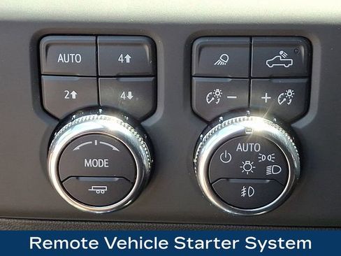 Used 2025 GMC Sierra 1500 Denali Ultimate AWD/4WD image 9