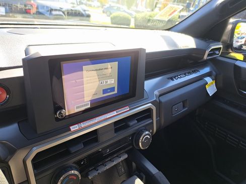 New 2025 Toyota Tacoma TRD Off-Road image 13