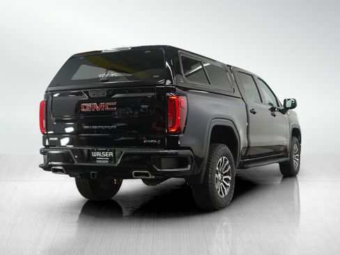 Used 2023 GMC Sierra 1500 AT4 w/ AT4 Premium Package AWD/4WD image 5