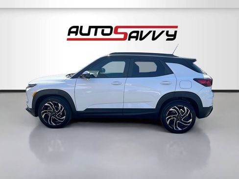 Used 2025 Chevrolet TrailBlazer RS w/ Convenience Package FWD image 4