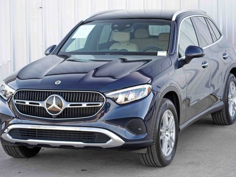 Used 2023 Mercedes-Benz GLC 300 4MATIC w/ Driver Assistance Package image 55