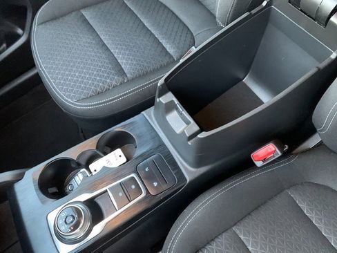 Certified 2024 Ford Escape Active AWD/4WD image 25