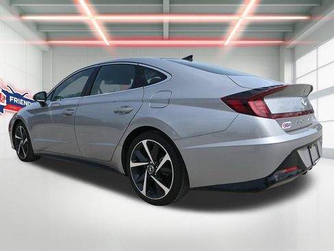 Used 2023 Hyundai Sonata SEL Plus w/ Cargo Package FWD image 2