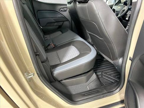 Used 2022 Chevrolet Colorado Z71 RWD image 15