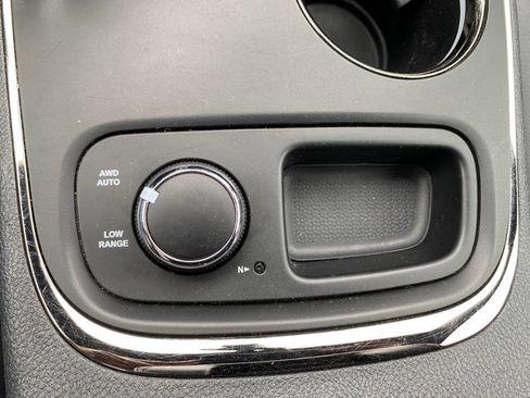 Used 2018 Dodge Durango R/T image 41