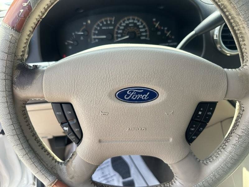 Used 2003 Ford Expedition Eddie Bauer RWD image 12
