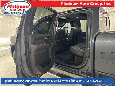 Used 2022 GMC Sierra 2500 Denali w/ Denali Ultimate Package image 40