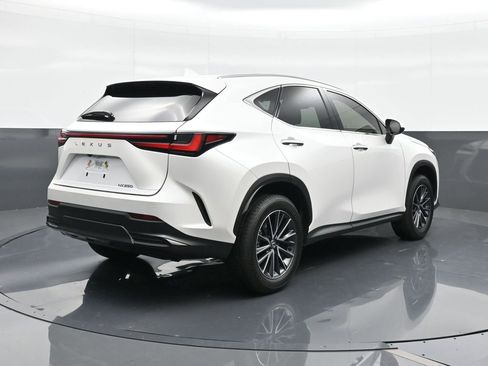 Used 2025 Lexus NX 250 FWD w/ Accessory Package (K3) image 5