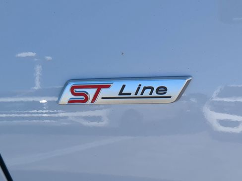 New 2026 Ford Escape ST-Line w/ Tech Pack #1 FWD image 44