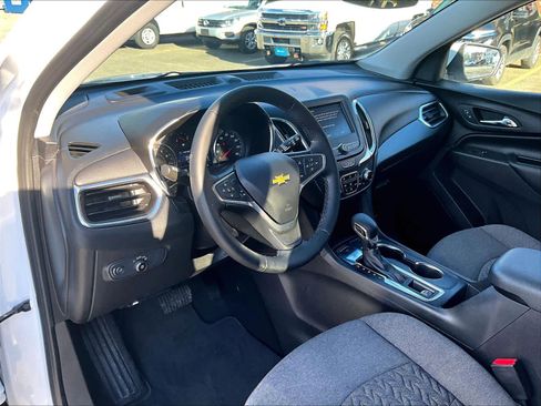 Used 2023 Chevrolet Equinox LT image 8