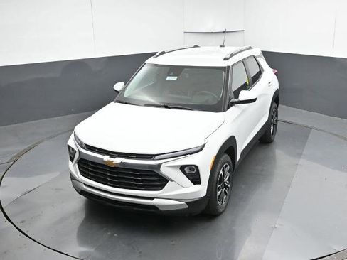 New 2026 Chevrolet TrailBlazer LT w/ Convenience Package image 9