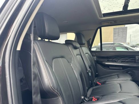 Used 2021 Ford Expedition Max Platinum AWD/4WD image 41