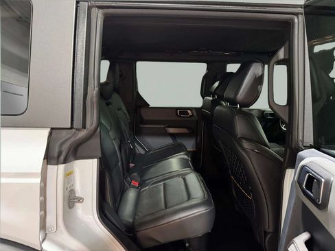 Used 2023 Ford Bronco Badlands AWD/4WD image 23