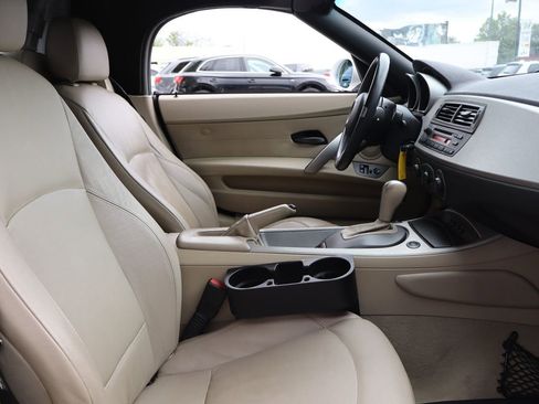 Used 2003 BMW Z4 3.0i RWD image 17