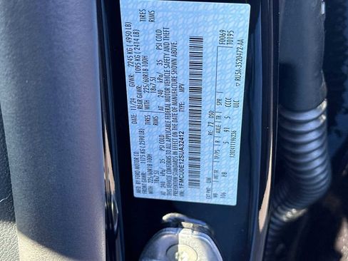 New 2025 Ford Escape SE image 50