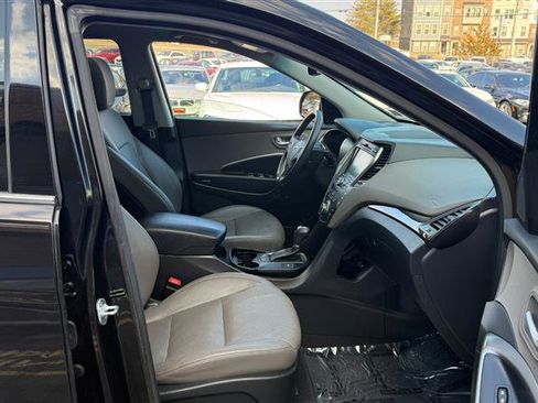 Used 2015 Hyundai Santa Fe Limited w/ Option Group 04 image 10