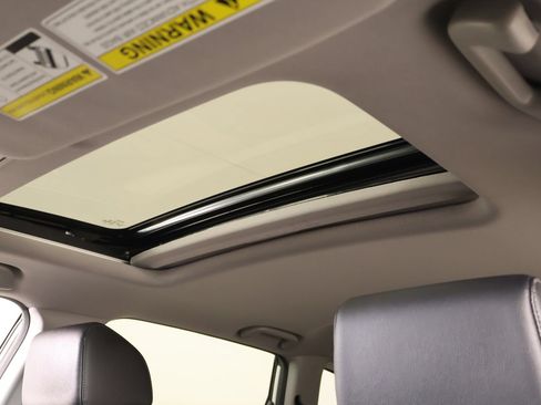 Used 2019 Honda CR-V Touring image 16