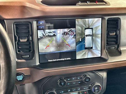 Used 2024 Ford Bronco Outer Banks AWD/4WD image 20