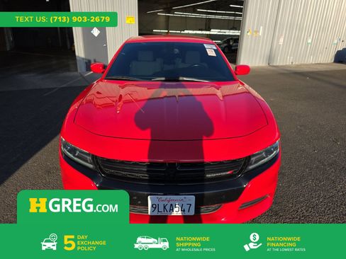 Used 2016 Dodge Charger R/T RWD image 1