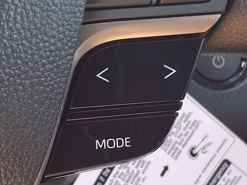 Used 2026 Toyota Camry LE FWD image 22