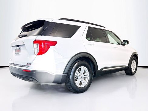 Used 2021 Ford Explorer XLT RWD image 39