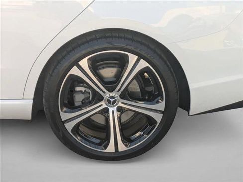 New 2026 Mercedes-Benz C 300 Sedan image 9