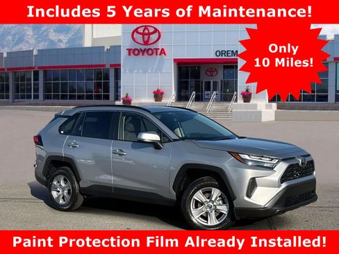 Used 2025 Toyota RAV4 XLE image 1