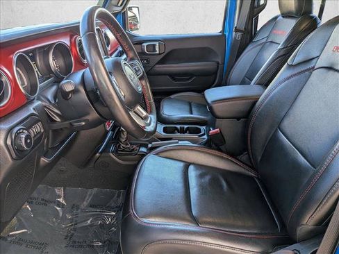 Used 2022 Jeep Wrangler Unlimited Rubicon w/ Cold Weather Group image 11