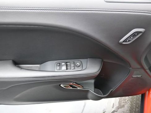 Used 2022 Dodge Challenger SRT Hellcat image 13