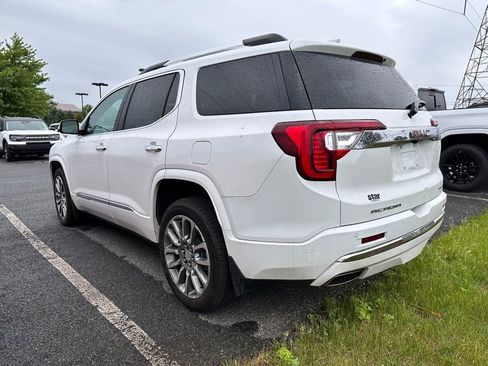 Used 2022 GMC Acadia Denali w/ Trailering Package AWD/4WD image 3