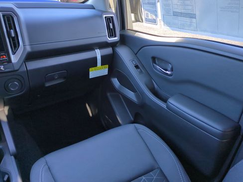 New 2026 Nissan Frontier SV w/ SV Convenience Package image 17