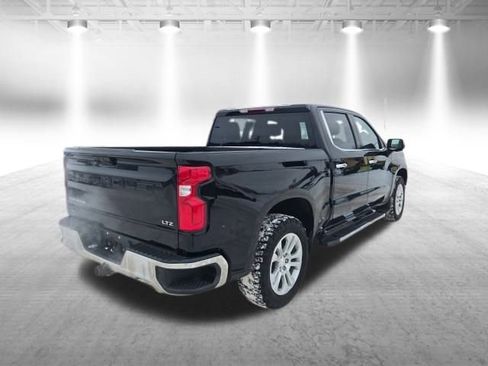 Used 2022 Chevrolet Silverado 1500 LTZ image 9