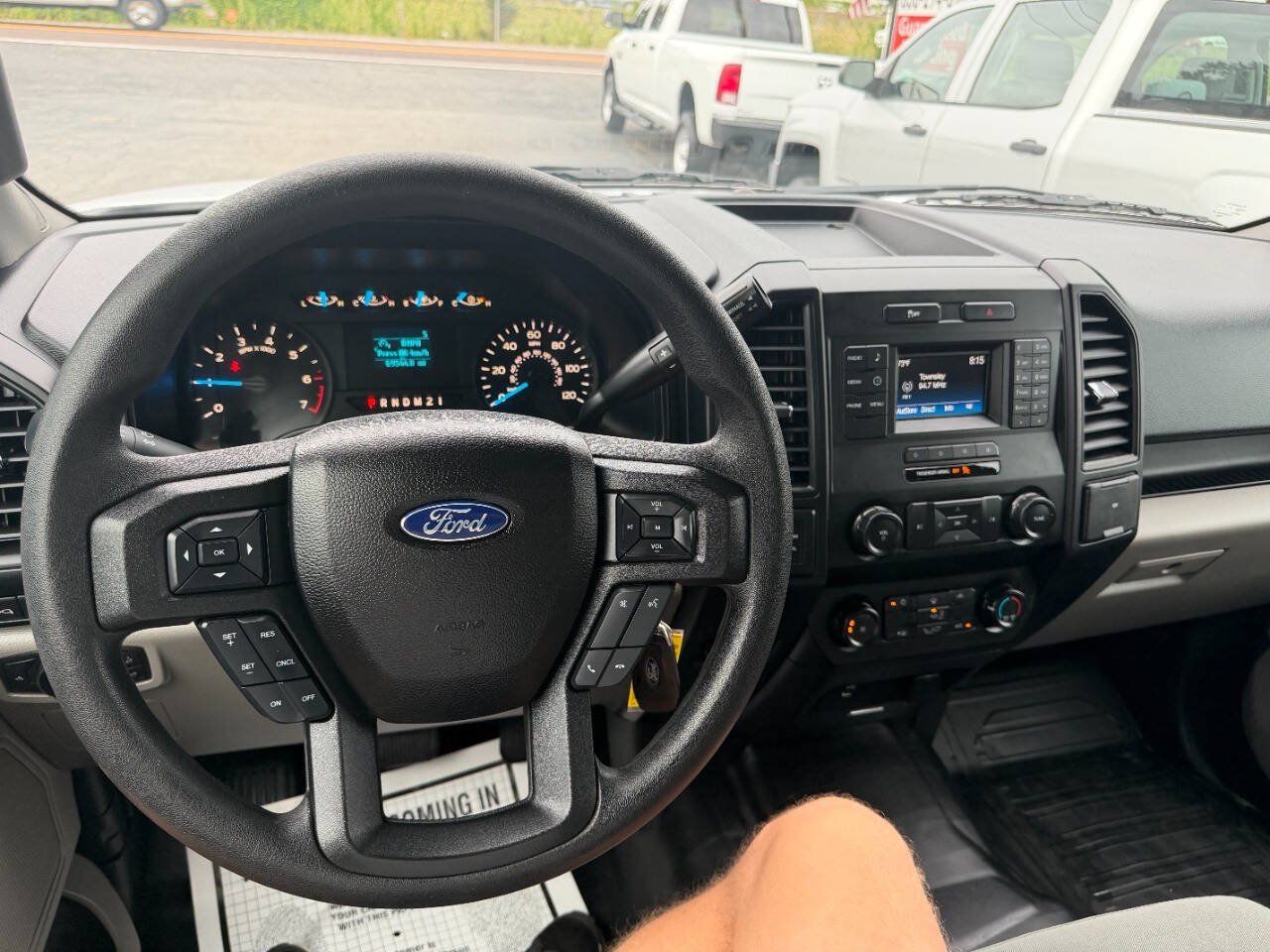 Used 2017 Ford F150 XL w/ Trailer Tow Package w/101A AWD/4WD image 11