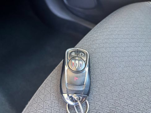 Used 2025 Buick Encore GX Preferred FWD image 24