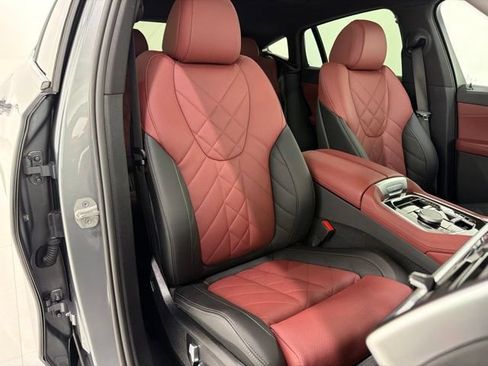 Certified 2024 BMW X6 xDrive40i w/ Premium Package AWD/4WD image 19