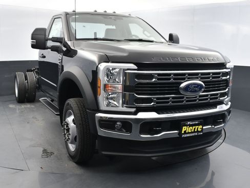 New 2026 Ford F450 XL w/ XL Chrome Package image 6
